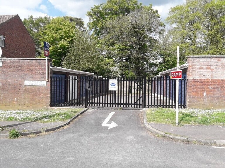 Garage/Parking/Storage to rent: Mayenne Place, Devizes, Wiltshire SN10 1QS - GATED SITE