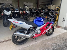 2000 - HONDA CBR 600F - ONLY 28K MILES - VERY CLEAN - NEW TYRES - USED MOTRBIKE 