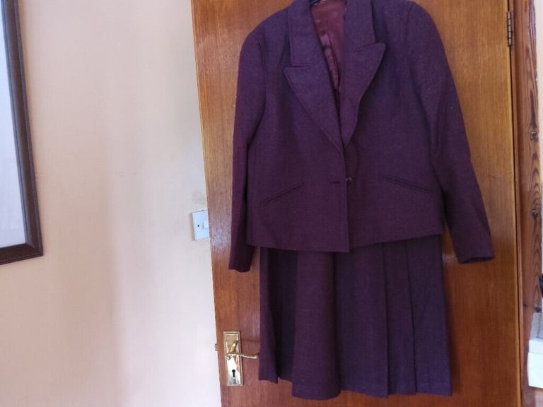 REDUCED -Designer suit from Austin Reed