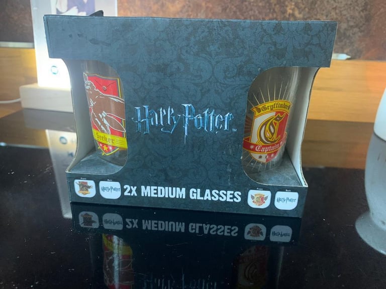 image for Harry Potter Gryffindor glasses
