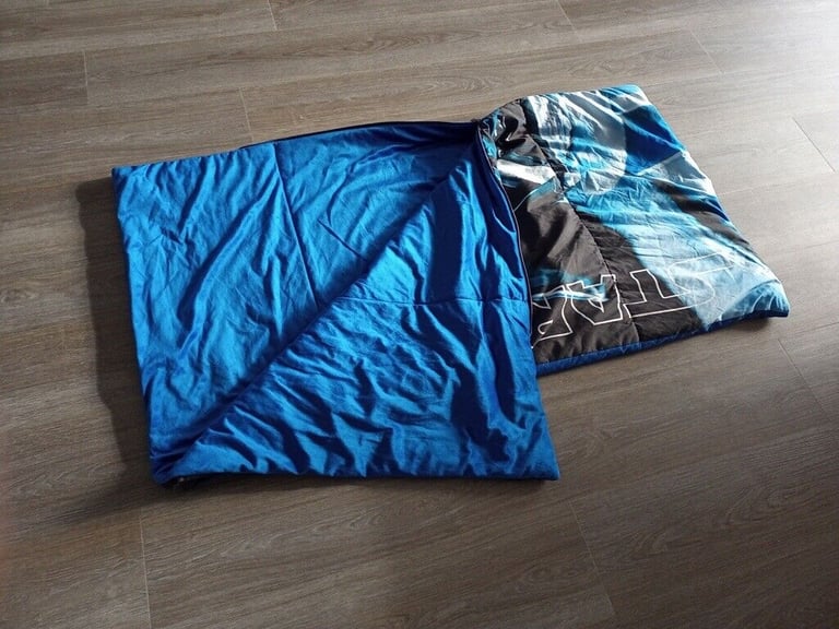 Star Wars sleeping bag and pillow
