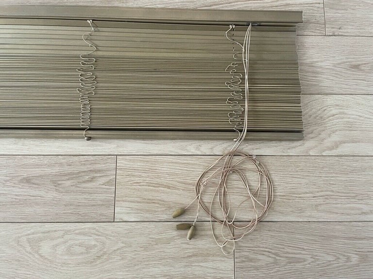 Hardwood Venetian blind