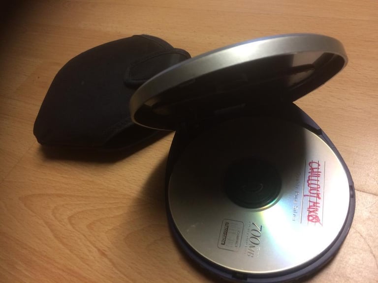 image for Retro CD Player and Holder in Case 