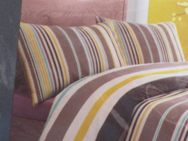 PILLOWCASE PAIR, Brand New in pack. Multi stripe print. 100% Cotton sateen, 220 thread count