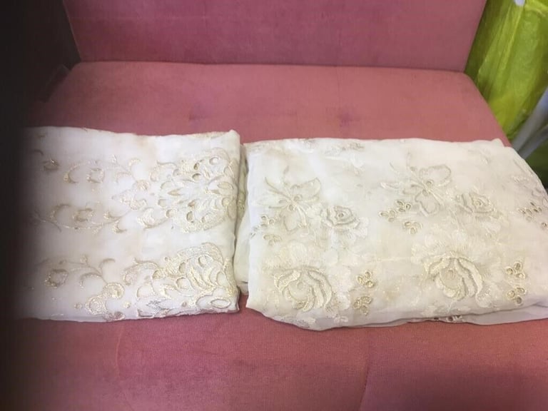 image for NEW CREAM AND GOLD PATTERNED NET CURTAIN PAIR