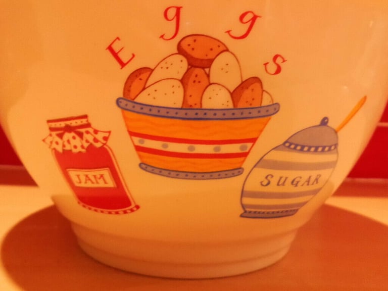 image for Vintage  very large mixing bowl fabulous extra for  your kitchen great condition