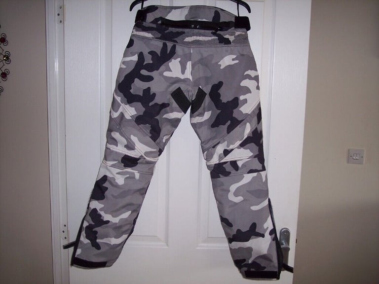Armoured Motorcycle Jacket and Trousers Age 11 - 14