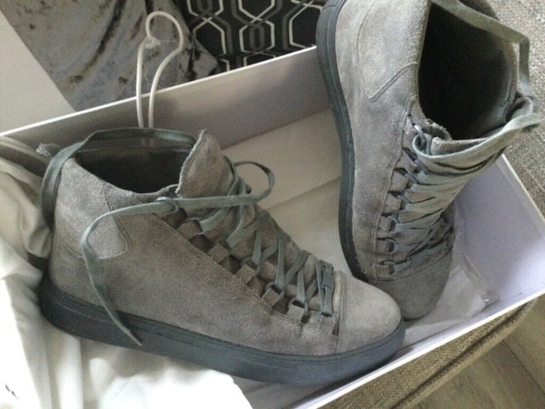 Mens boots