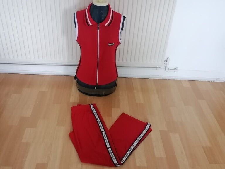 Vintage Y2K TOMMY HILFIGER Designer Sports Outfit. Ex Cond. . Size : M 