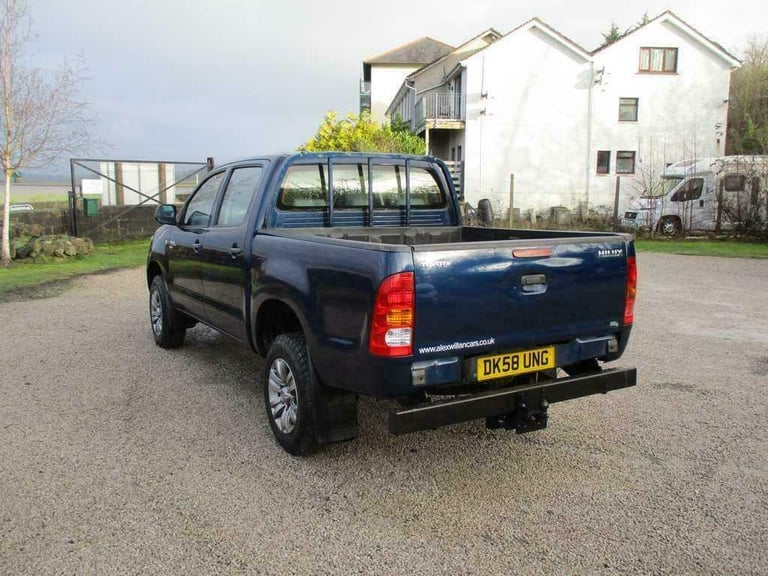 2008 Toyota Hilux 2.5 D-4D 4WD DOUBLE CAB PICK UP. Only 107,000 miles NO VAT