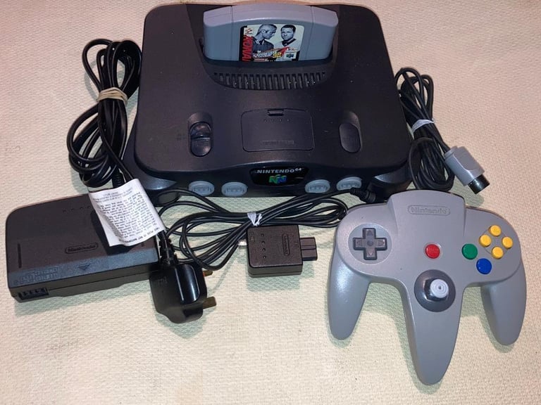 N64 Complete Console with original wires + game #Rare