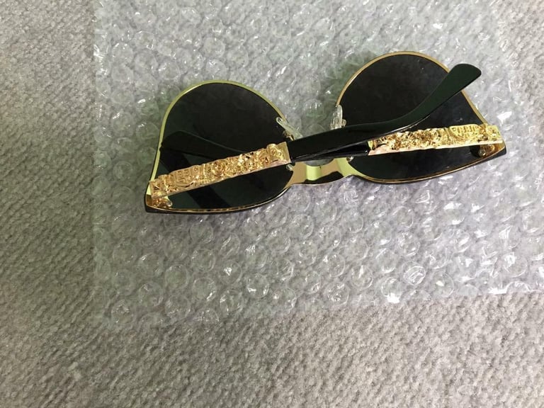 Sunglasses 