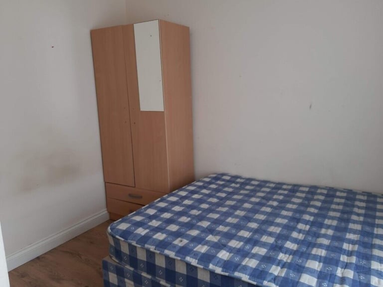 STUDIO AVAILABLE NOW IN ENFIELD!