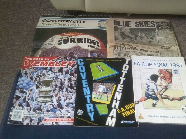 image for 5 MIXED COVENTRY CITY FOOTBALL ITEMS 