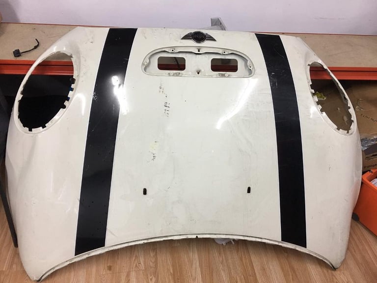 image for Mini Cooper s 2015  Bonnet needs slight repair 