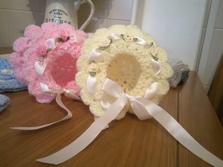 image for Baby bonnets and beanie hats 💕