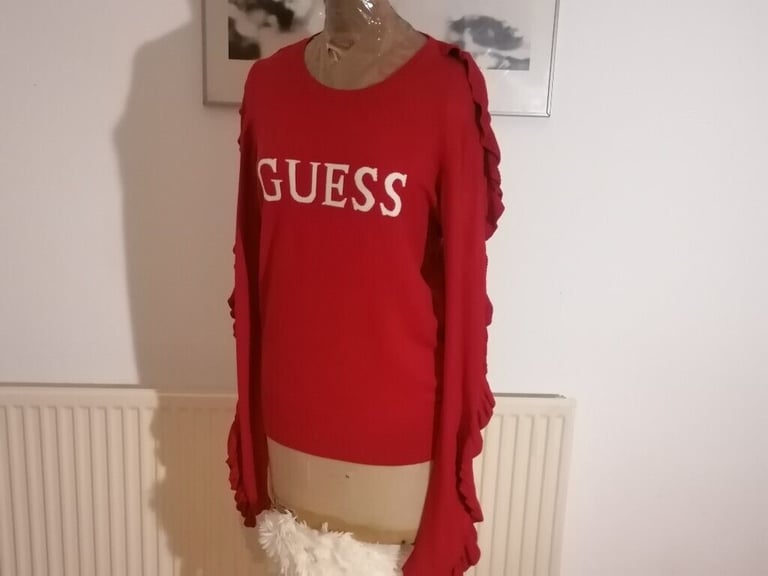  Designer GUESS Unusual Stylish Jumper. Ladies. Size : M