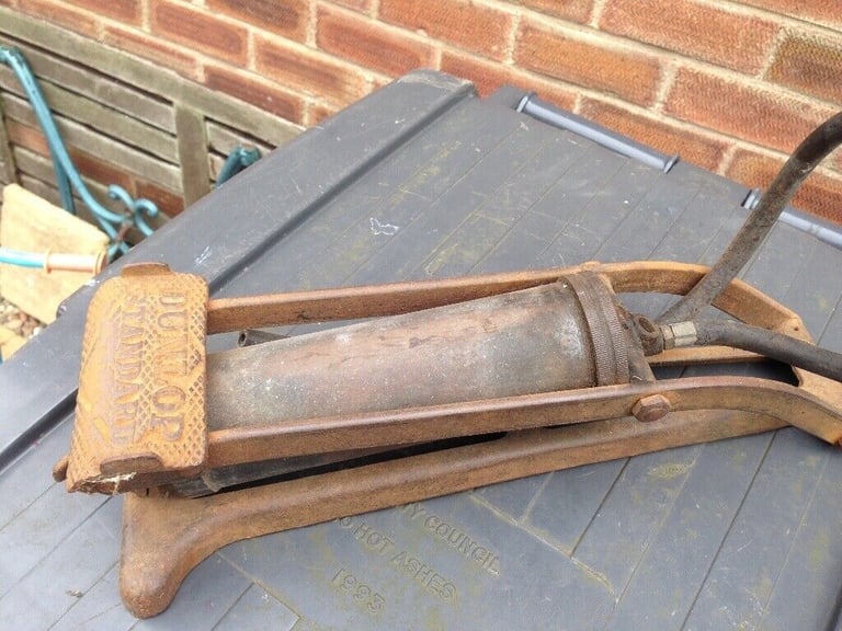 image for Vintage Dunlop foot pump