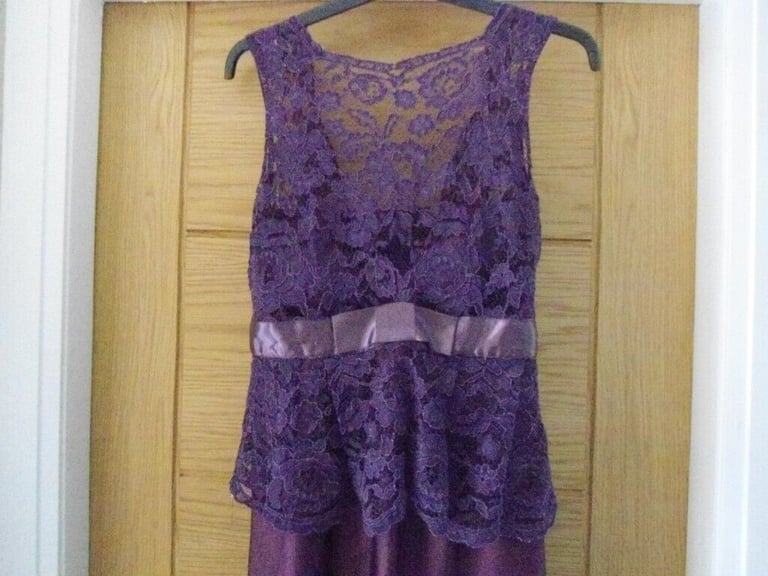 image for BRIDESMAID DRESS IN PURPLE SIZE 12