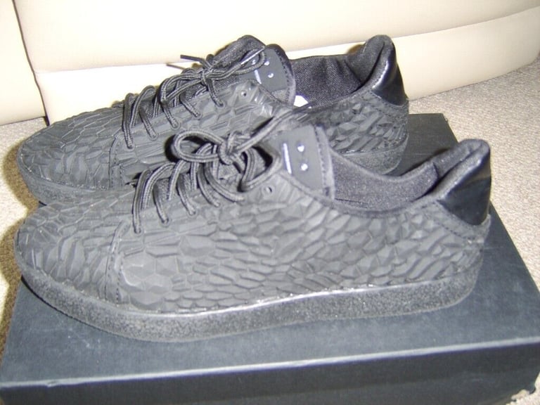 image for Stylish Shoes UK Size 9.5