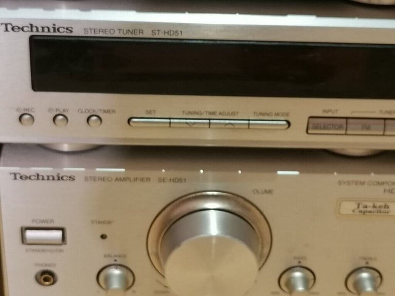 Vintage TECHNICS HI FI STEREO STACK COMPLETE SYSTEM HD 51. Silver with Walnut Finish. 
