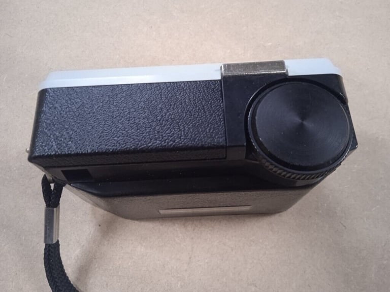 Kodak Instamatic 28