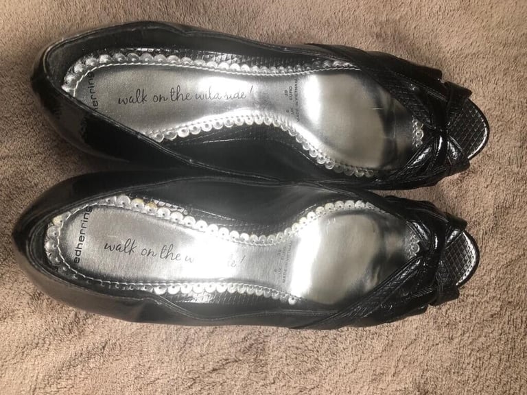 Bundle of 3 pairs Ladies' shoes; CLIFFORD JAMES, TLC, RED HERRING, all size 6