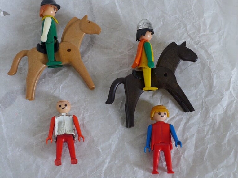 image for Vintage 1970s PLAYMOBIL: 4 Figures, 2 Horses, PLUS 3 Vintage PLAYMOBIL Catalogues. 
