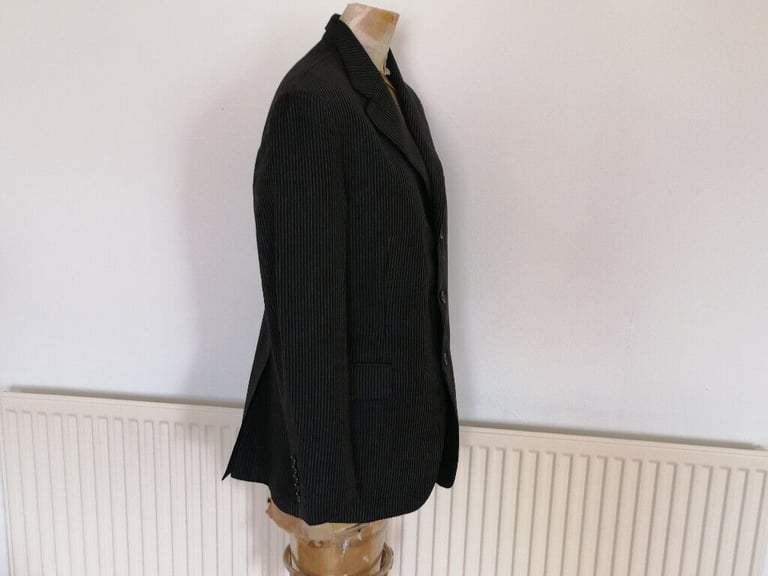 Designer GUCCI Classic Gents Jacket. Size : 50R