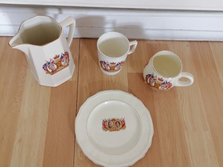 Royal Memorabilia Lot : KING GEORGE VI 1937 Coronation Commemorative Ceramics ( 4 items)