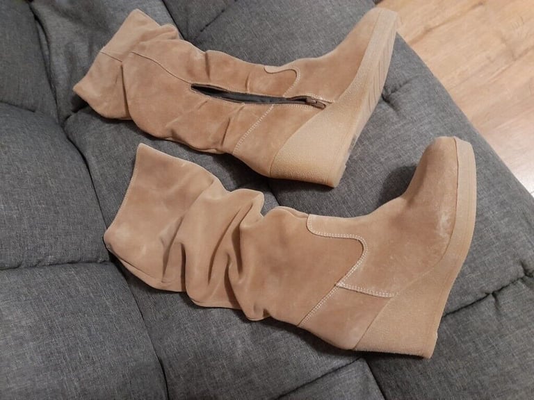 image for REDUCED!! River Island Boots - Brand New size 8