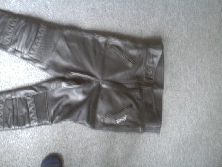 Gumtree motorcycle sale leathers