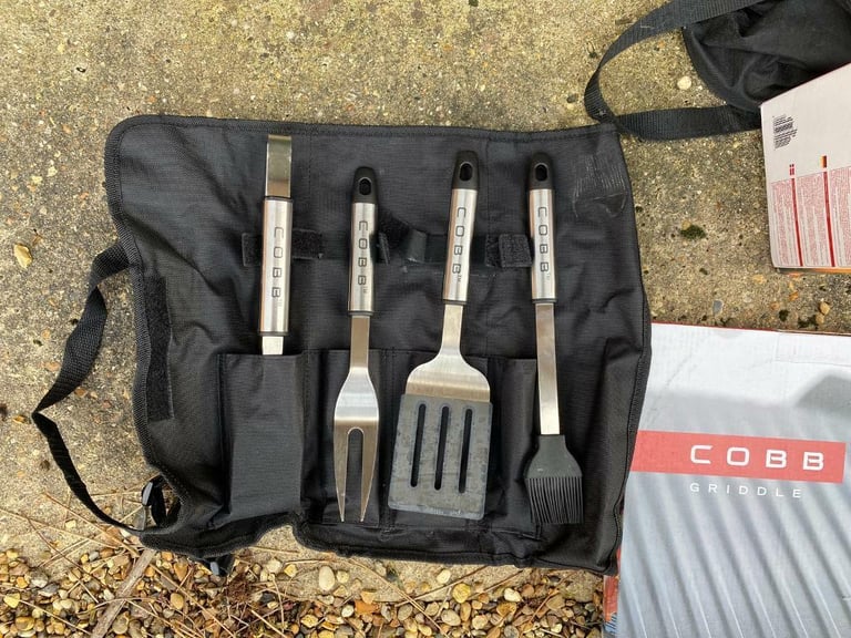 COBB Premier BBQ With loads of extras