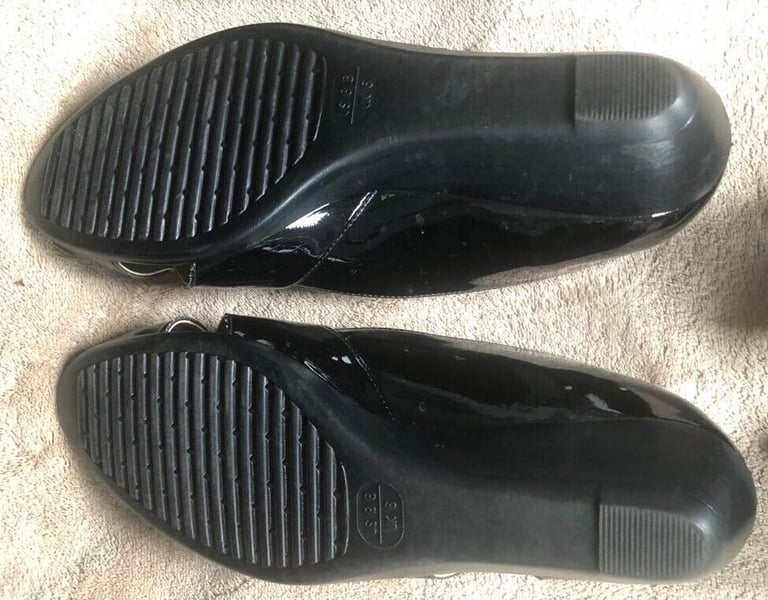 Bundle of 3 pairs Ladies' shoes; CLIFFORD JAMES, TLC, RED HERRING, all size 6