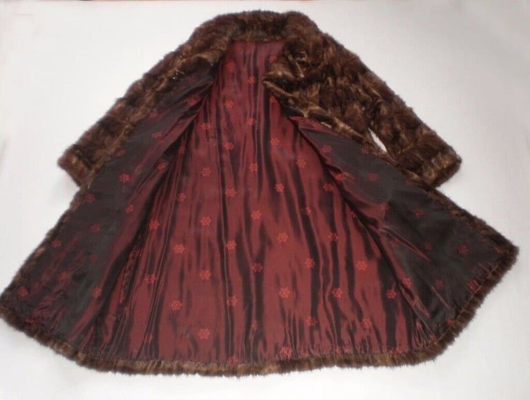 Gorgeous Real Mink Fur coat, size 12-14-16
