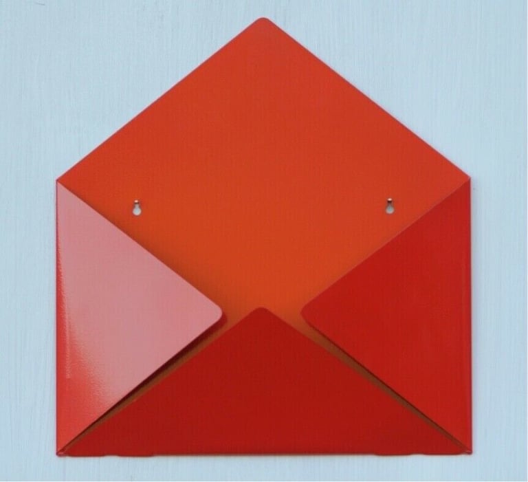 Goodwin & Goodwin Envelope Mail Holder