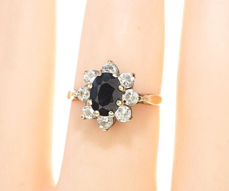 image for AE GOLD RINGS AND SILVER THINGS ! !, ANTIQUE VINTAGE AND MODERN JEWELLERY