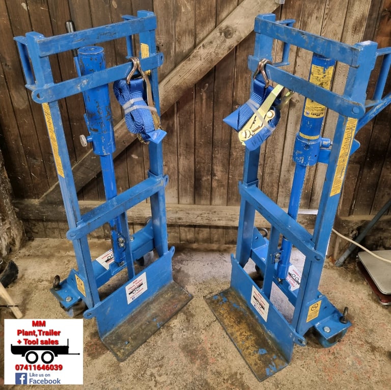 image for Bil Group Skoots / machine movers hydraulic lifters 2000kg £1500+vat 