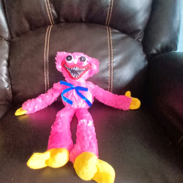 PINK HUGGY WUGGY SOFT PLUSH TOY 