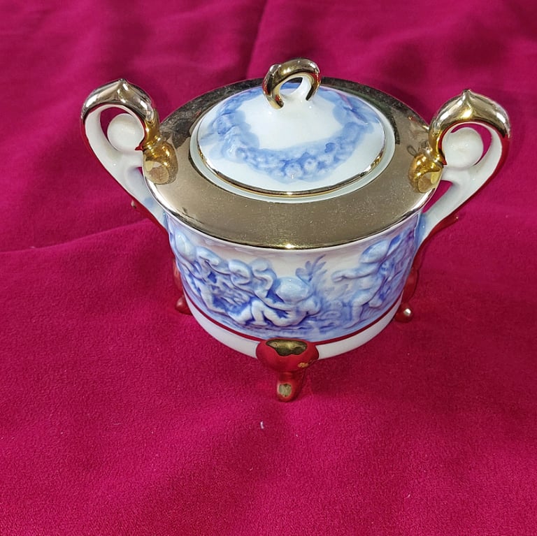 Capodimonte Gold plated Cherub Tea Set