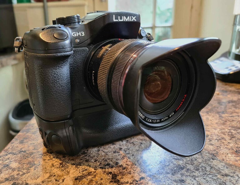 Panasonic Lumix GH3 BIG Kit, 12>35mm f2.8, + 45>175mm, Battery Grip etc etc