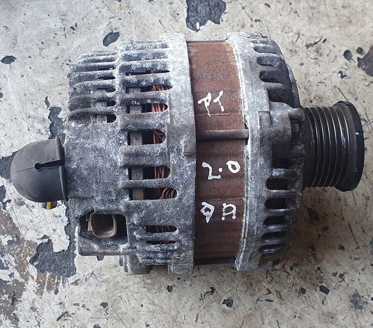 Nissan Qashqai 2.0 Alternator Petrol 2009