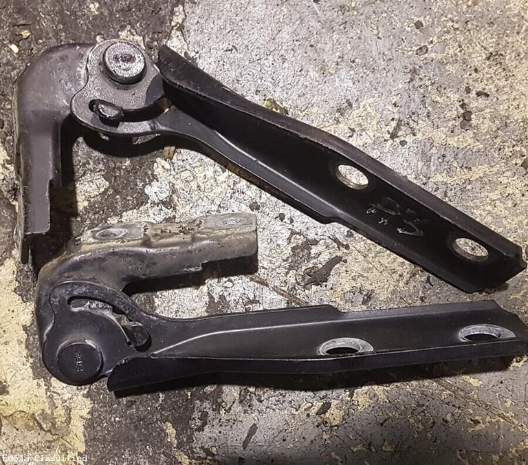 Audi A3 Bonnet Hinges Black 2004
