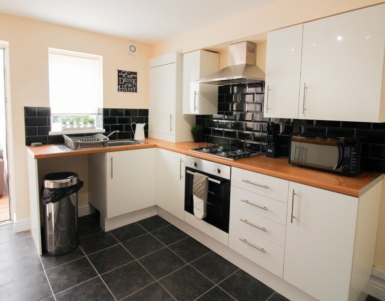 REFURBISHED PROPERTY IN CARCROFT!!