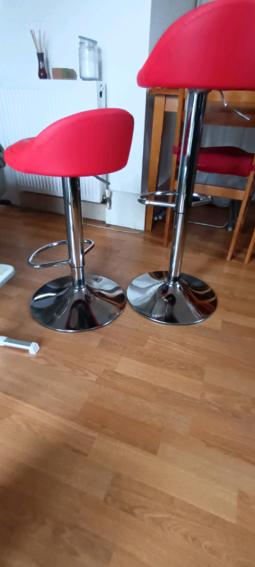  Bar/kitchen stools excellent  condition 