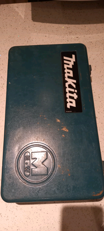 Makita HP2010N 240v 13mm chuck 2 Speed Percussion Drill 