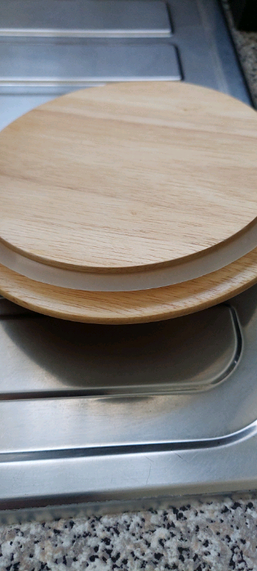 Biscuits barrel 