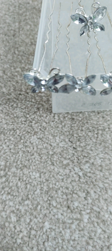 Set of 7 butterfly clips ideal for wedding/prom
