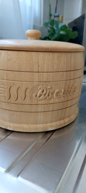 Biscuits barrel 
