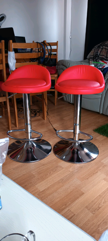  Bar/kitchen stools excellent  condition 